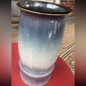 Bill Campbell Studio Art Pottery Drip Glaze Blue White Detail Cylinder Vase 9.5”
